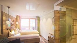 multiplan Infrarotheizung Deckenmontage in ein Hotelzimmer