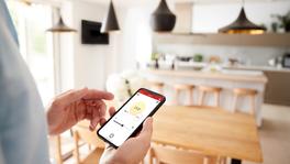 easyTherm Smartphone App regelt Infrarotheizung