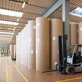 Infrarotheizung comfortPlus in einer Industriehalle
